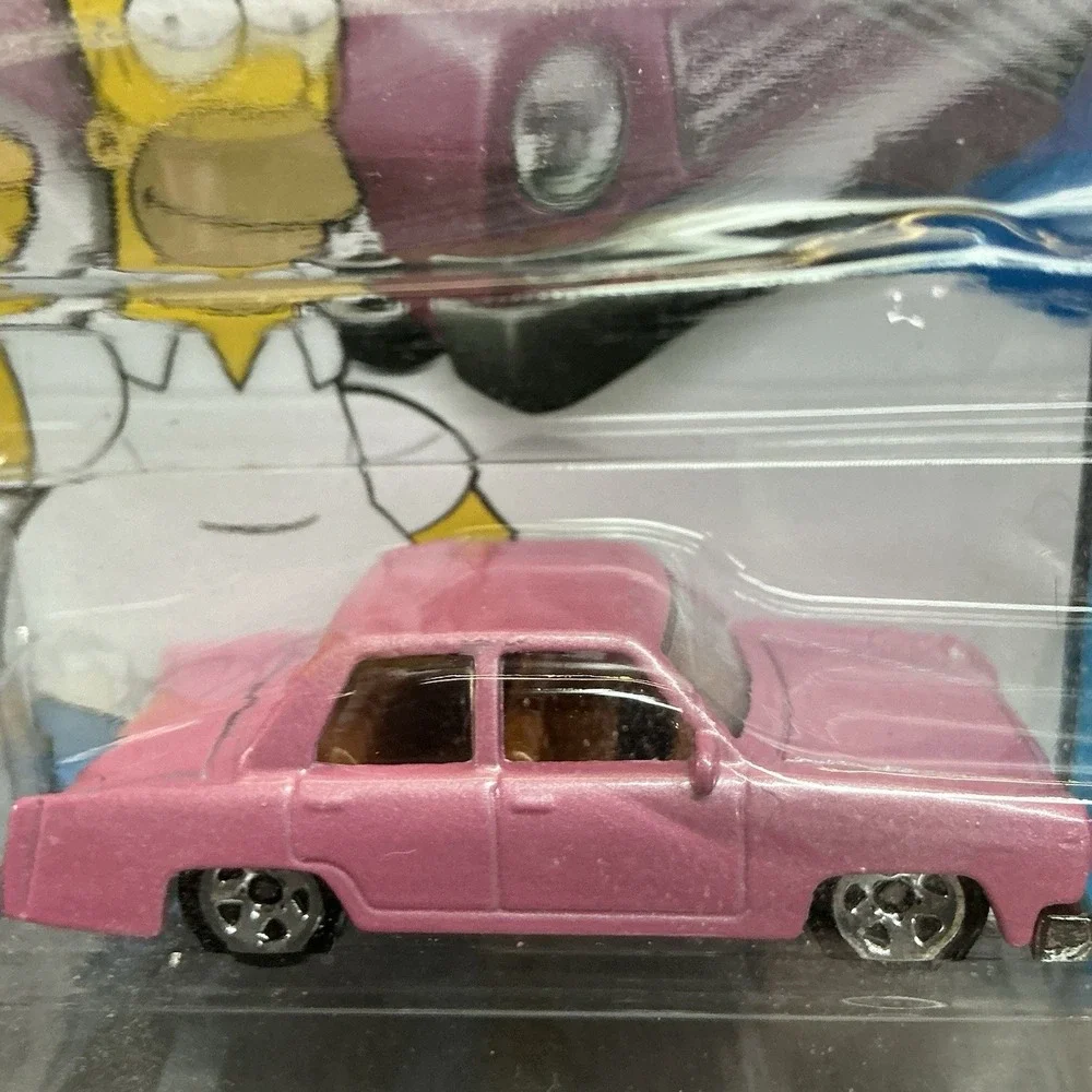 2015 Hot Wheels HW City #56/250 The Simpsons Family Car Pink